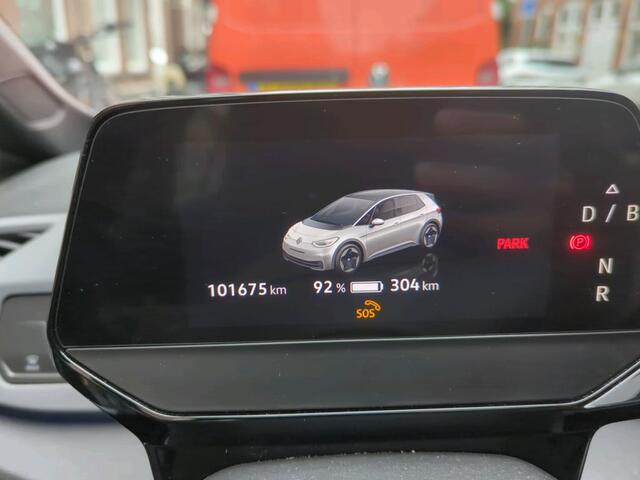 Volkswagen ID.3 First 58 kWh 204pk / Navigatie / PDC/ 18" LMV