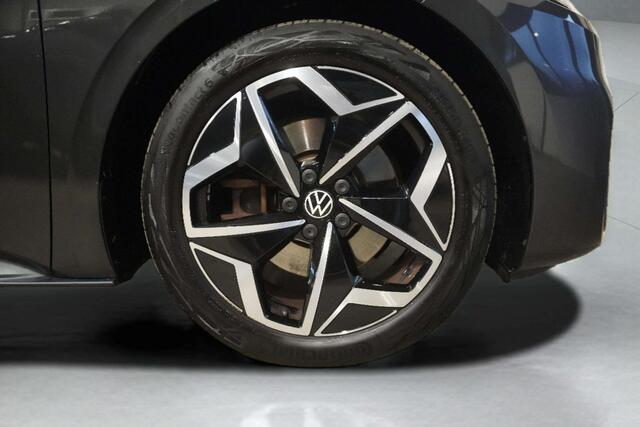 Volkswagen ID.3 First Plus 58 kWh | Apple Carplay | Stoelverwarming | 19"LM | ACC