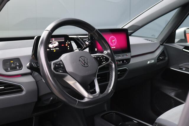 Volkswagen ID.3 First 58 kWh | Origineel NL | PDC | ACC | Navigatie | Stuur- en stoelverwarming |