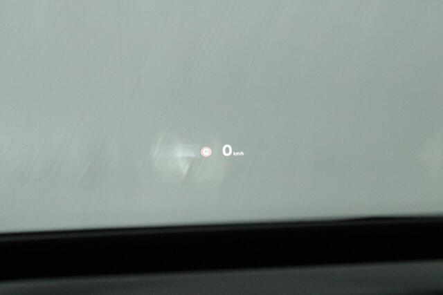 Volkswagen ID.3 First Max 58 kWh 204pk SOH 86% Steunhaak Navigatie Panoramadak Sportstoelen HUD Camera