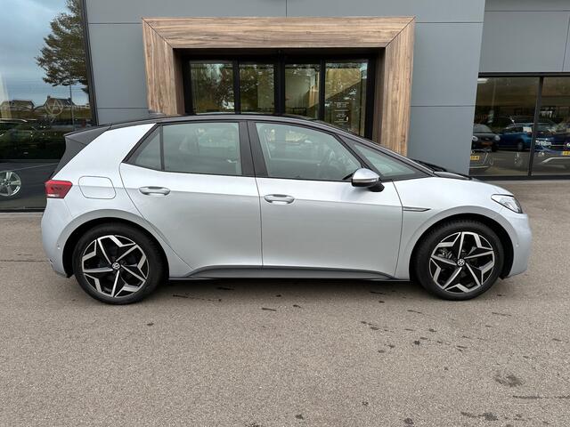 Volkswagen ID.3 58 kWh Pro Performance | Navi | Camera | Rijklaar incl. garantie