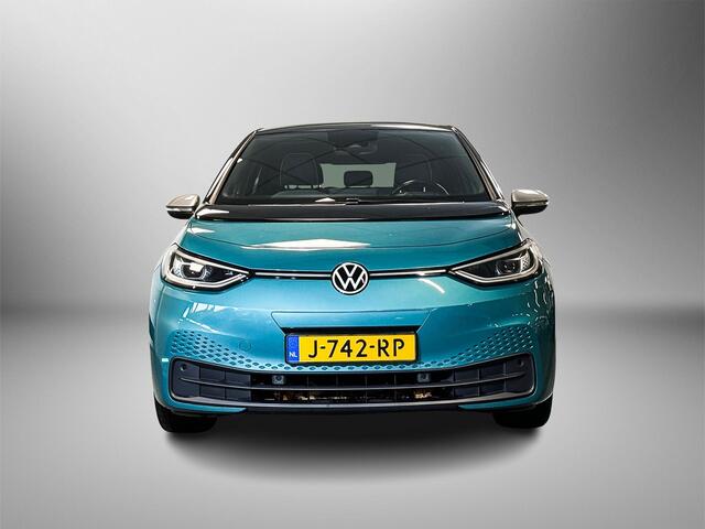 Volkswagen ID.3 First Plus 58 kWh 204pk Parkeersensor voor en achter | Achteruitrijcamera | Verwarmbare voorstoelen