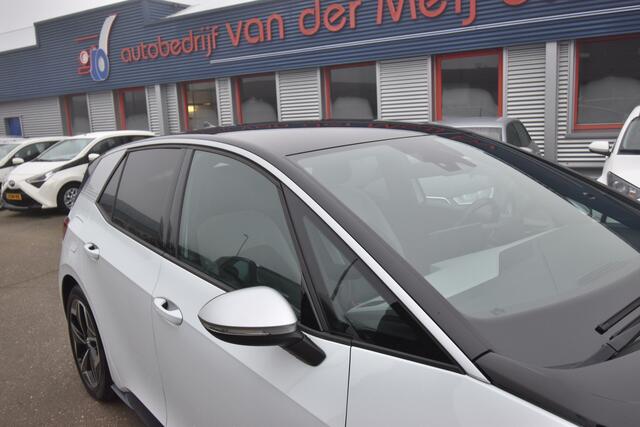 Volkswagen ID.3 First Plus 58 kWh , TREKHAAK , A UITRIJ CAM , CLIMATR , CR CONTR , PDC V+A ,