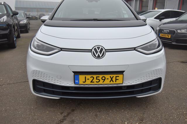 Volkswagen ID.3 First Plus 58 kWh , TREKHAAK , A UITRIJ CAM , CLIMATR , CR CONTR , PDC V+A ,