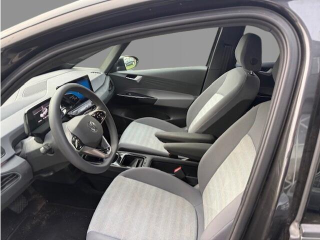 Volkswagen ID.3 45 kWh | App Connect | Navigatie | 18" lichtmetalen velgen | Privacy Glass |