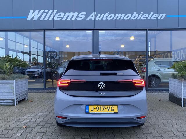 Volkswagen ID.3 First Plus 58 kWh Stoelverwarming, Adaptieve Cruise & App-Connect Camera