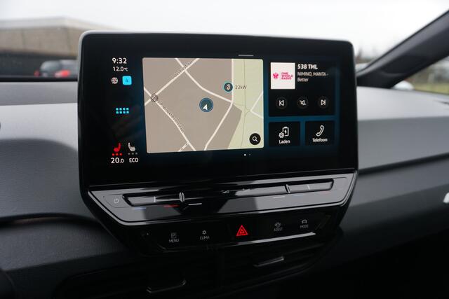 Volkswagen ID.3 First Plus 58 kWh | TREKHAAK | STOEL/STUURVERW. | CAMERA | MATRIX LED |