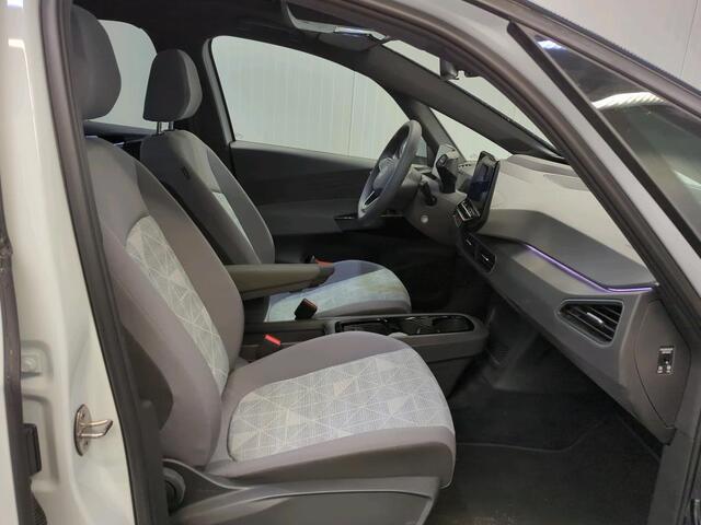 Volkswagen ID.3 Pro 58 kWh Panoramadak Navigatie Apple Carplay/Android Auto Parkeersensoren Adaptive Cruise Control Full LED Matrix Climate Control