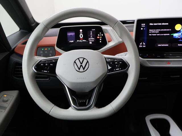 Volkswagen ID.3 First Plus 58 kWh | 204 PK | Automaat | SoH 91% | Stoelverwarming | Afneembare trekhaak | LED Matrix | 20'' LM velgen |