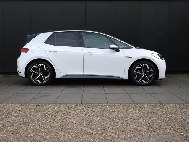 Volkswagen ID.3 First Plus 58 kWh | CAMERA | SOH 93,7% | CRUISE | NAVI | APPLE CARPLAY | STOEL/STUURVERW. |