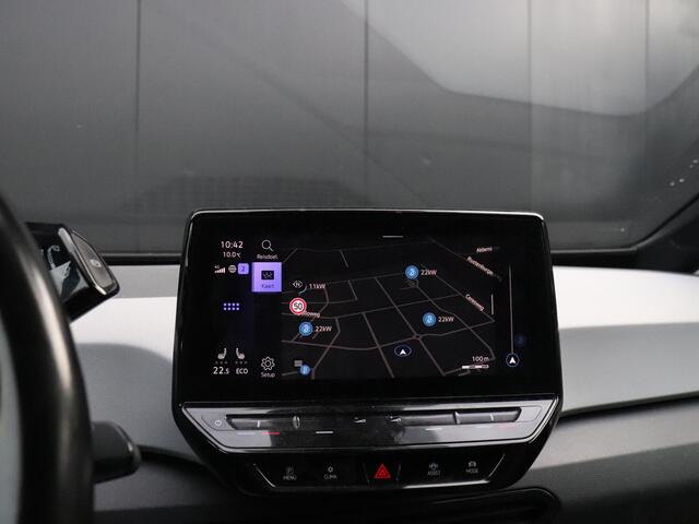 Volkswagen ID.3 First Plus 58 kWh | CAMERA | SOH 93,7% | CRUISE | NAVI | APPLE CARPLAY | STOEL/STUURVERW. |