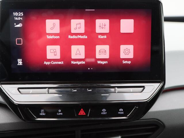 Volkswagen ID.3 First Plus 58 kWh | Adaptive Cruise | Stoelverwarming | CarPlay | Navigatie | Camera | 19 Inch | 70.182 Km!!