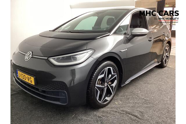 Volkswagen ID.3 First Plus 58 kWh | Steunhaak | Clima | Winterpakket |* 27 t/m 31 dec eindejaarsshow!!