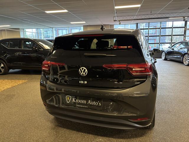 Volkswagen ID.3 1st Plus 58 kWh / Stuur- en stoelverwarming / full LED / Dab+ / Apple Carplay / Adaptive Cruise / Camera / App connect - incl BTW -