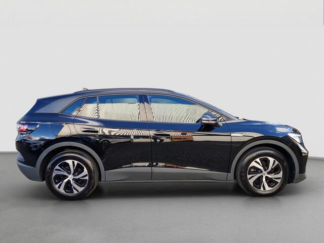 Volkswagen ID.4 Pure 52 kWh | Verwarmde Voorruit | Apple Carplay / Android Auto | Stoelverwarming | ACC |