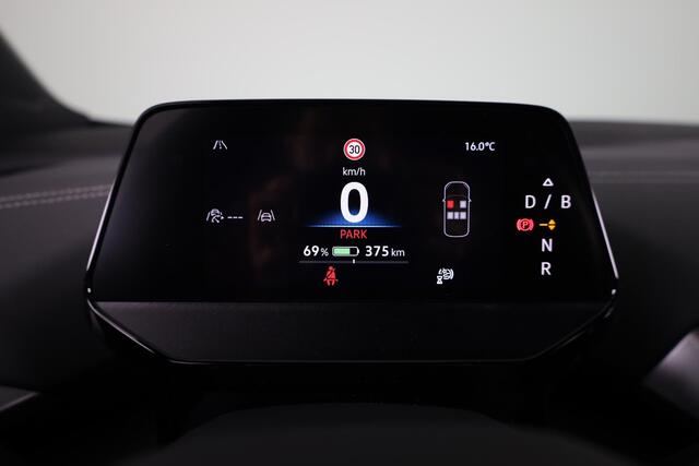 Volkswagen ID.4 Pro Business 77 kWh | Achteruitrijcamera | Led matrix | Navigatie | Elektrische Achterklep |