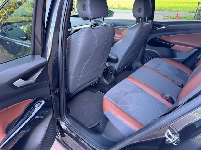 Volkswagen ID.4 LIFE 77KWH 204PK THAAK/HLEER/NAV/GARANTIE