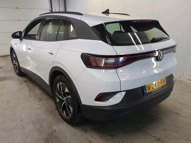 Volkswagen ID.4 Life 77 kWh Navigatie Apple Carplay/Android Auto Adaptive Cruise Control Camera Parkeersensoren Stoel- en stuurverwarming Full Led Climate Control Lichtmetalen velgen