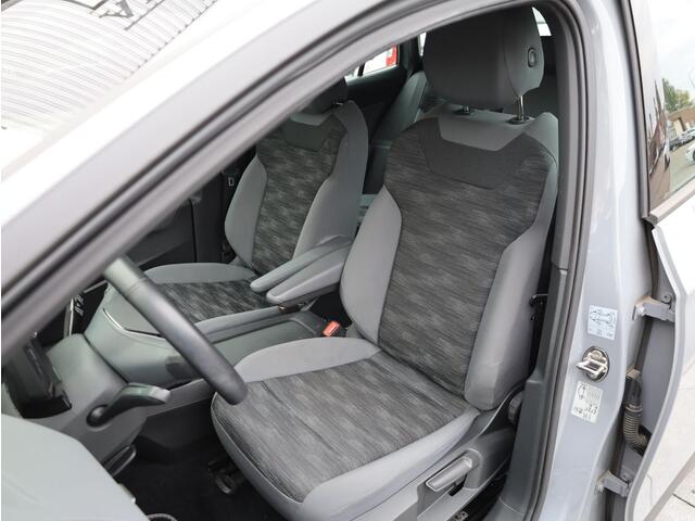 Volkswagen ID.4 Pure 52 kWh Adaptive Cruise | Carplay/Android | Navigatie | Stoel & Stuurverwarming |