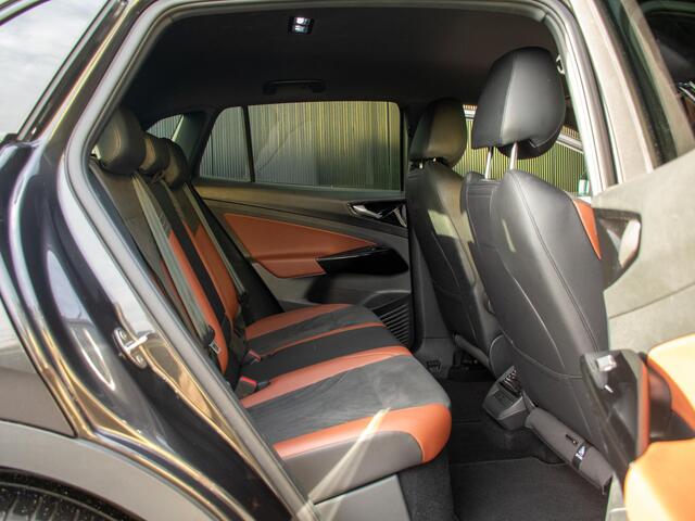 Volkswagen ID.4 Business 77 kWh l Adapt. Cruise l Leder / Alcantara l Camera l 21" l Carplay