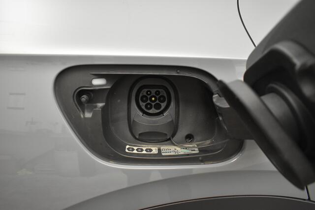 Volkswagen ID.4 Pure 148PK 52 kWh Camera SOH 97% CCS Lader Adep Cruis Sfeer verlichting