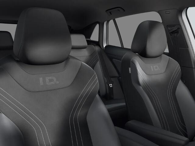 Volkswagen ID.4 Pro Limited Edition 77 kWh accu 286 pk · Achteruitrijcamera · Draadloze telefoonlader · Prijs is inclusief inruilpremie ·