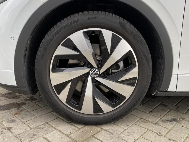 Volkswagen ID.5 Pro 77 kWh / IQ led Verlichting / Achterruitrijcamera / Navigatie / Keyless / 20'' LMV / VW