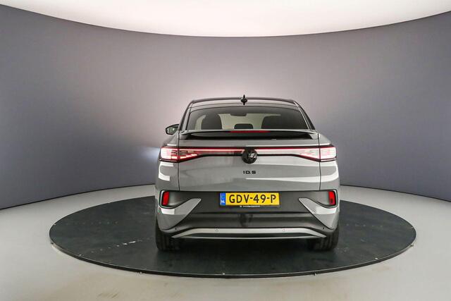 Volkswagen ID.5 Pro Business 286pk Automaat Black Edition, Trekhaak, Adaptive cruise control, Elektrische achterklep, LED matrix koplampen, Navigatie, Stuurwiel verwarmd, Achteruitrijcamera