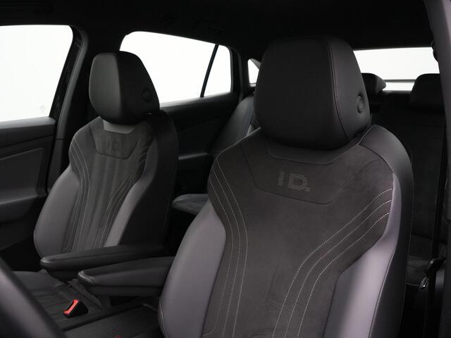 Volkswagen ID.5 Pro 77 kWh 204 pk | Geheugen-/massagestoelen | Stuur-/stoelverwarming | Achteruitrijcamera | Navigatie