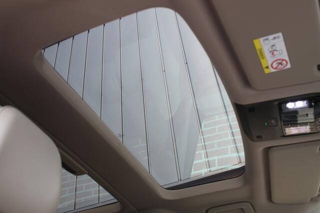 Volkswagen MULTIVAN 1.4 eHybrid 218PK DSG LONG |7-ZIT|ELEKTRISCHE-DEUREN|IQ.LIGHT|PANO|DIRECT-LEVERBAAR|