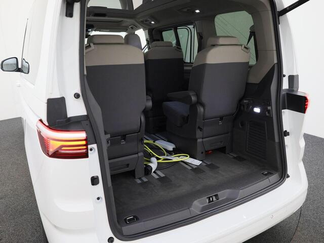 Volkswagen MULTIVAN 1.4 eHybrid 218pk DSG L1H1 Style · Panoramadak · Trekhaak · Camera · Apple/Android Car Play · Dodehoeksensor · Stoelverwarming ·