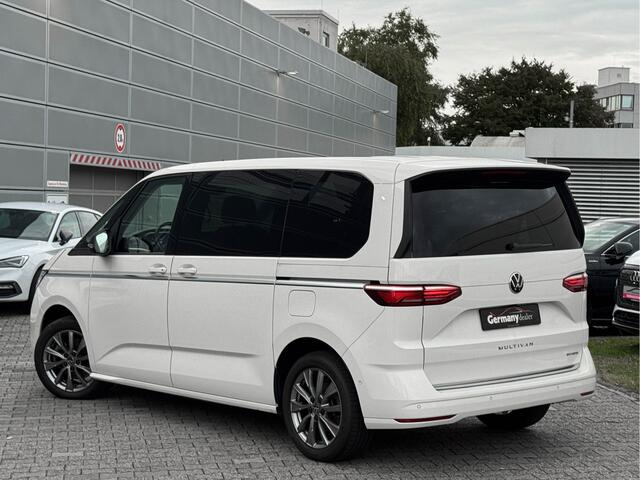 Volkswagen MULTIVAN 1.4 eHybrid 218pk 7-Pers. Style Pano's Leder M-Led H&K Camera Audio El.deuren+Zetels Standk VOL!