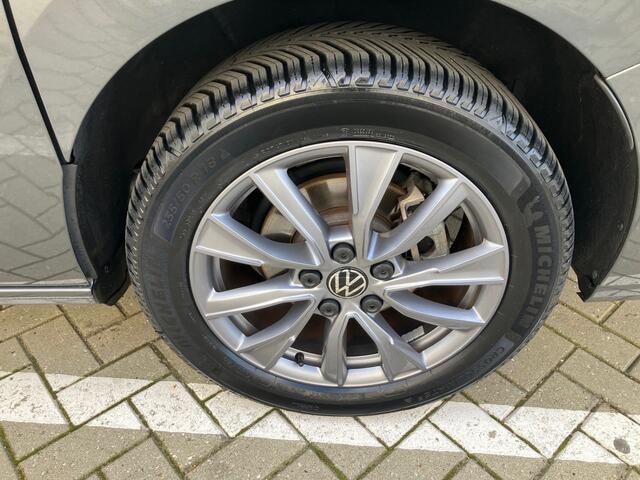 Volkswagen MULTIVAN 1.4 eHybrid L2H1 Life Business