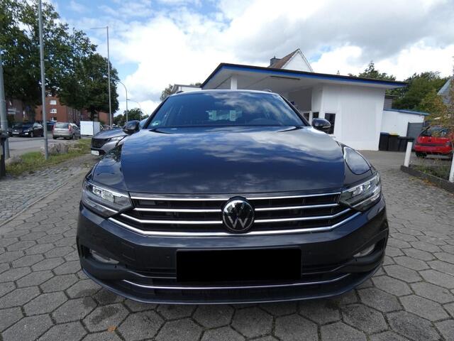Volkswagen PASSAT Variant 2.0 TDI 200 PK DSG ACC TREKHAAK CAMERA LED