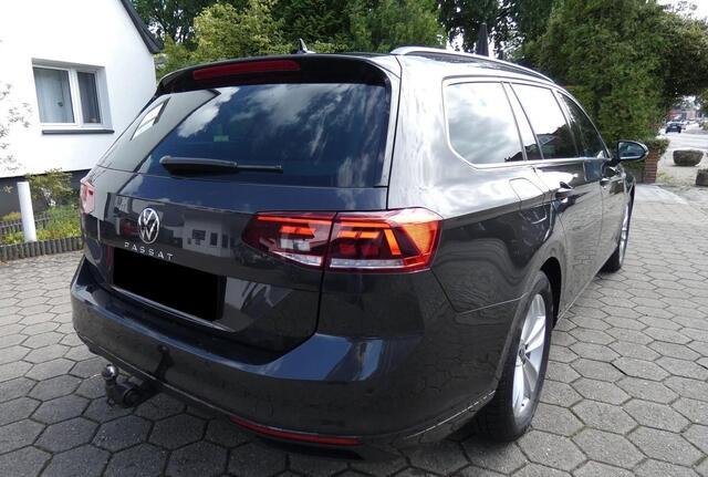 Volkswagen PASSAT Variant 2.0 TDI 200 PK DSG ACC TREKHAAK CAMERA LED