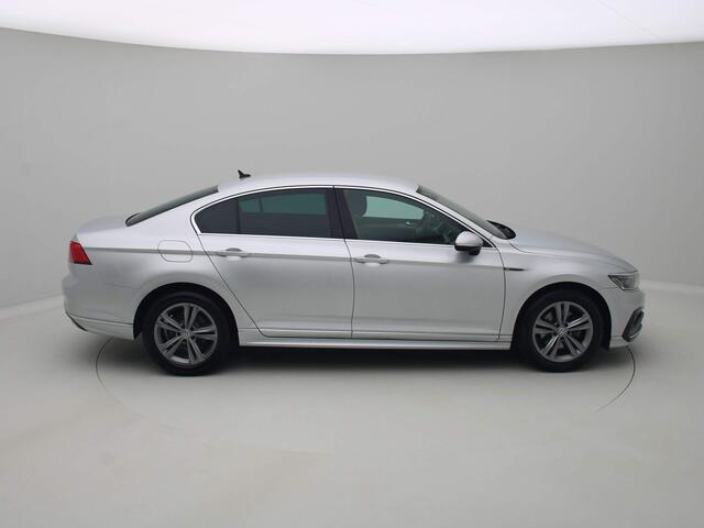 Volkswagen PASSAT 1.5 TSI Elegance Business R