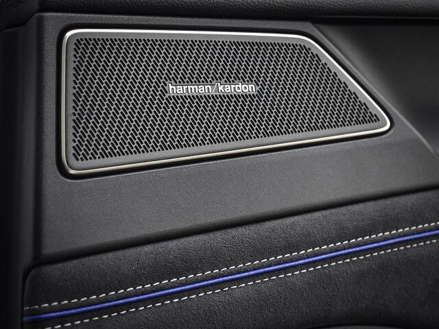 Volkswagen PASSAT Variant R-Line-Edition (9) 1.5 eTSI 150 pk 7 versn. DSG · Assistance pakket · Black style pakket · Comfort pakket · Panoramisch dakraam · MEGA Sale