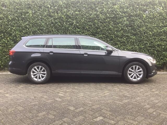 Volkswagen PASSAT Variant 1,5 TSi Highline Business