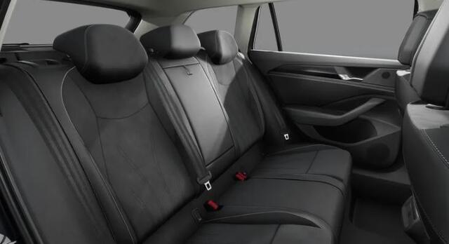 Volkswagen PASSAT Variant 1.5 eTSI Business