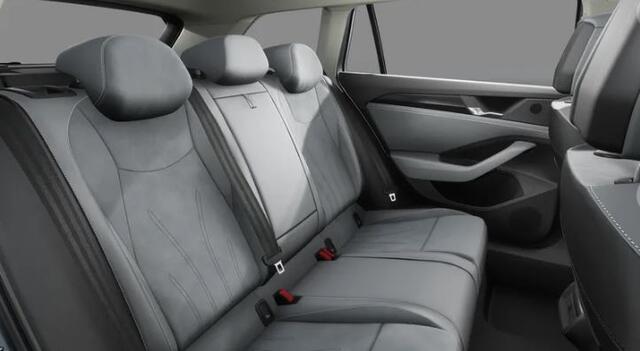 Volkswagen PASSAT Variant 1.5 eTSI Business