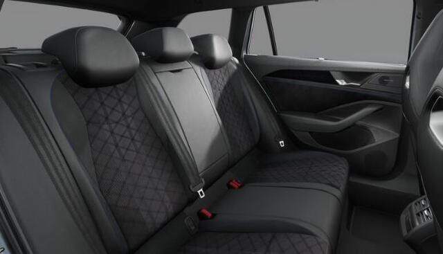 Volkswagen PASSAT Variant 1.5 eTSI R-Line Edition