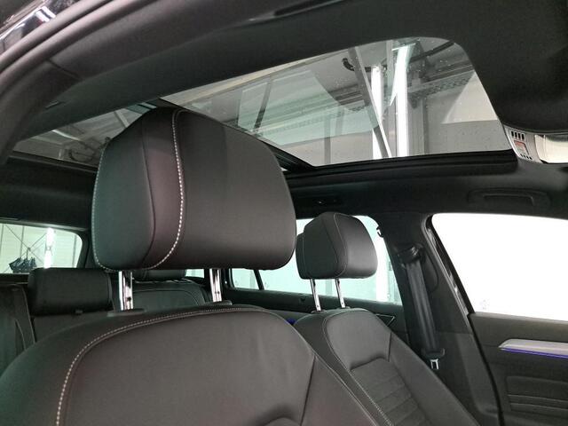 Volkswagen PASSAT Variant 1.4 TSI DSG6 GTE Business | Trekhaak | ACC | Pano |