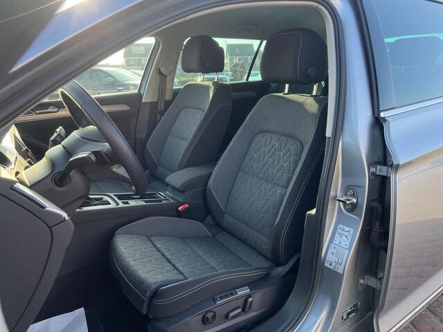 Volkswagen PASSAT Variant 1.4 TSI DSG6 GTE Business | Wordt verwacht | PHEV | Trekhaak | ACC | Elec. klep |