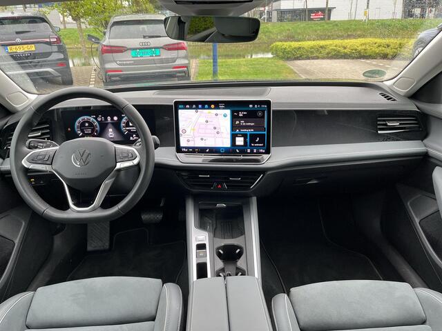 Volkswagen PASSAT Variant 1.5 eTSI Business | Trekhaak | ERGO | ACC |