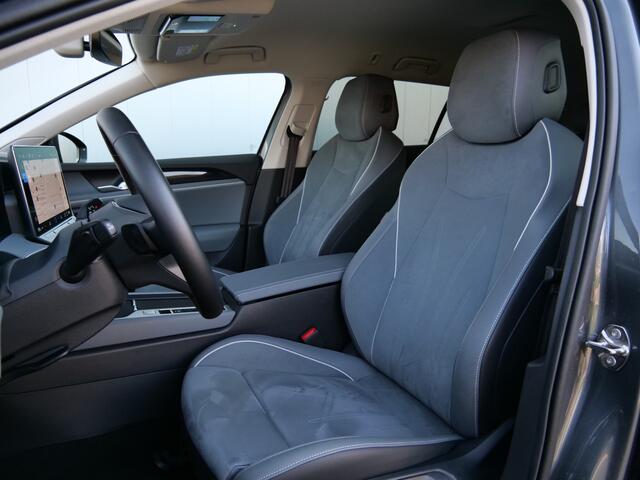 Volkswagen PASSAT Variant 1.5 eTSI 150pk Business Automaat Navigatie / Stoel/stuurverwarming / Camera / Adaptive cruise