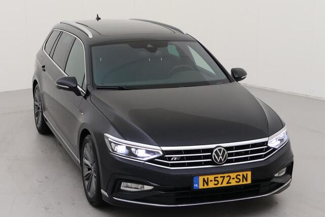 Volkswagen PASSAT Variant 1.5 TSI R-Line Business / AUTOMAAT/ PANO/ CAMERA/ PARK. SENSOREN/ ERGO COMFORT/ DIGITAL DASHBOARD/ LED/ ELEK. ACHTERKLEP/