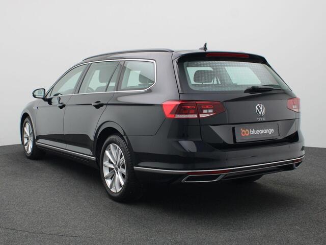 Volkswagen PASSAT Variant 1.4 TSI PHEV GTE Business 218PK DSG Achteruitrijcamera, Adaptieve Cruise Controle, Elektrische Achterklep, Stoelverwarming, Navi, 17" LM Velgen