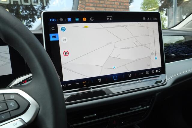 Volkswagen PASSAT Variant 1.5 eHybrid Elegance Business Trekhaak, Panoramadak, Achteruitrijcamera