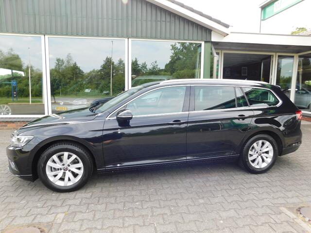Volkswagen PASSAT 1.5TSI 150PK DSG BUSINESS!! All- in Prijs!!