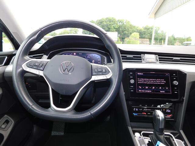 Volkswagen PASSAT 1.5TSI 150PK DSG BUSINESS!! All- in Prijs!!